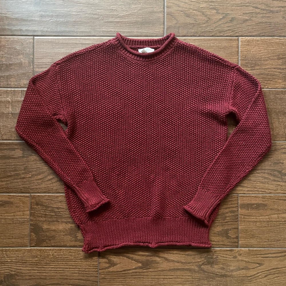 Jessica Simpson burgundy knitted crewneck sweater